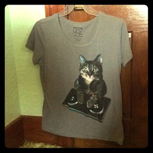 ‼️Soft FRZ DJ cat T-shirt‼️